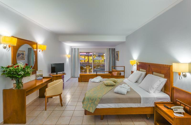 פסאלידי Kipriotis Maris Suites מראה חיצוני תמונה